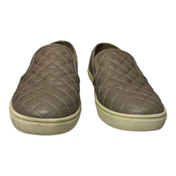 Steve Madden Ecentrcq Womens Tan Quilted Slip On Round Toe Sneaker Flats 9 - Picture 3 of 9